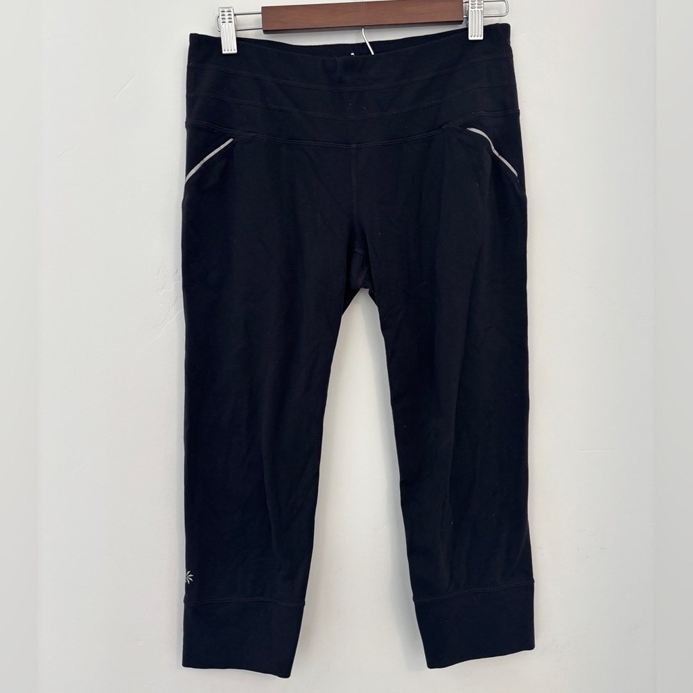 Athleta Relay Capri 2.0 Running Leggings - Medium